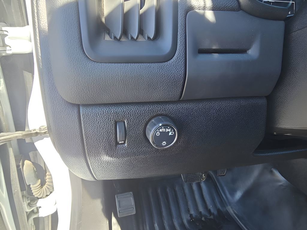 Used 2022 Chevrolet Colorado LT w/ Fleet Safety Package image 17