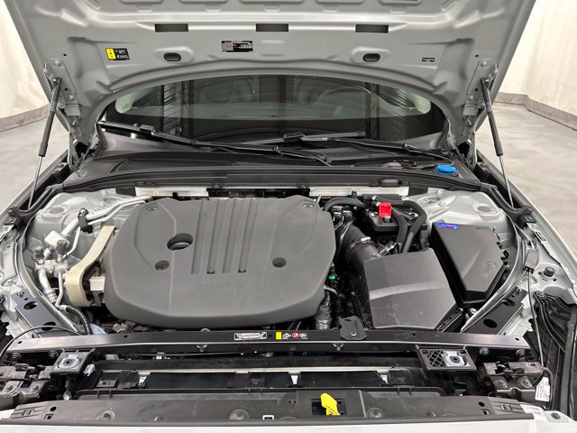 Used 2025 Volvo S60 B5 Core FWD image 17