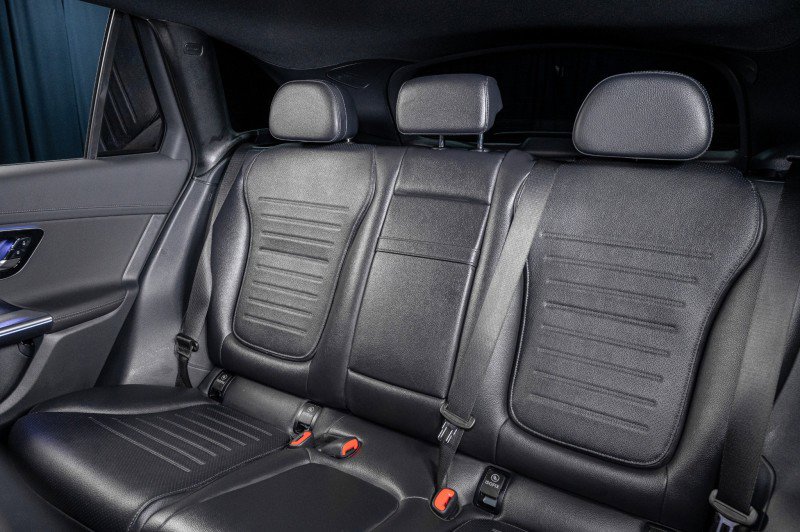 New 2026 Mercedes-Benz GLC 300 image 27