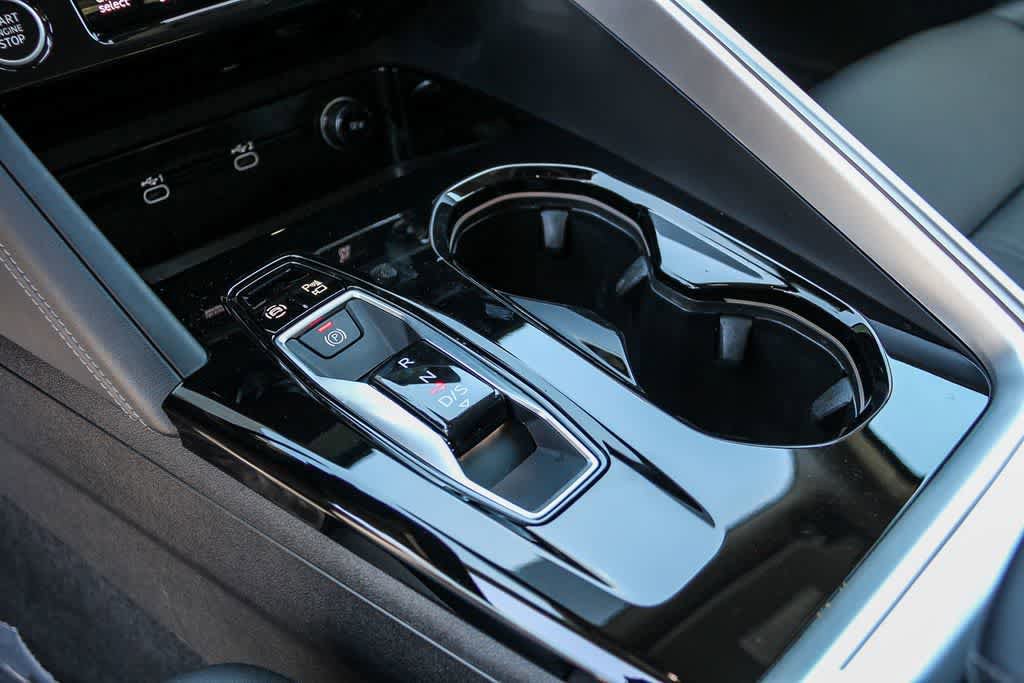 Used 2025 Audi Q5 Premium Plus w/ Premium Plus AWD/4WD image 20