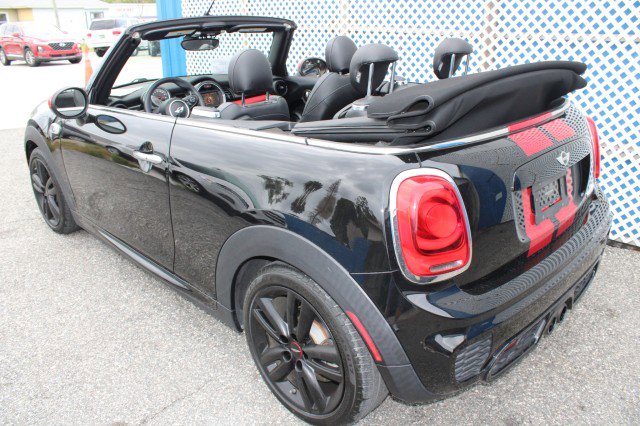 Used 2017 MINI Cooper S image 7
