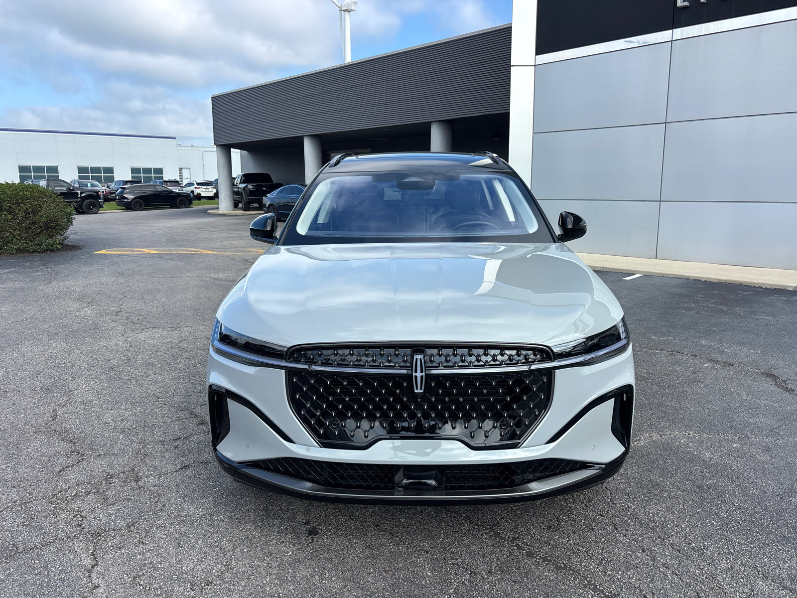 New 2026 Lincoln Nautilus Reserve AWD/4WD image 2