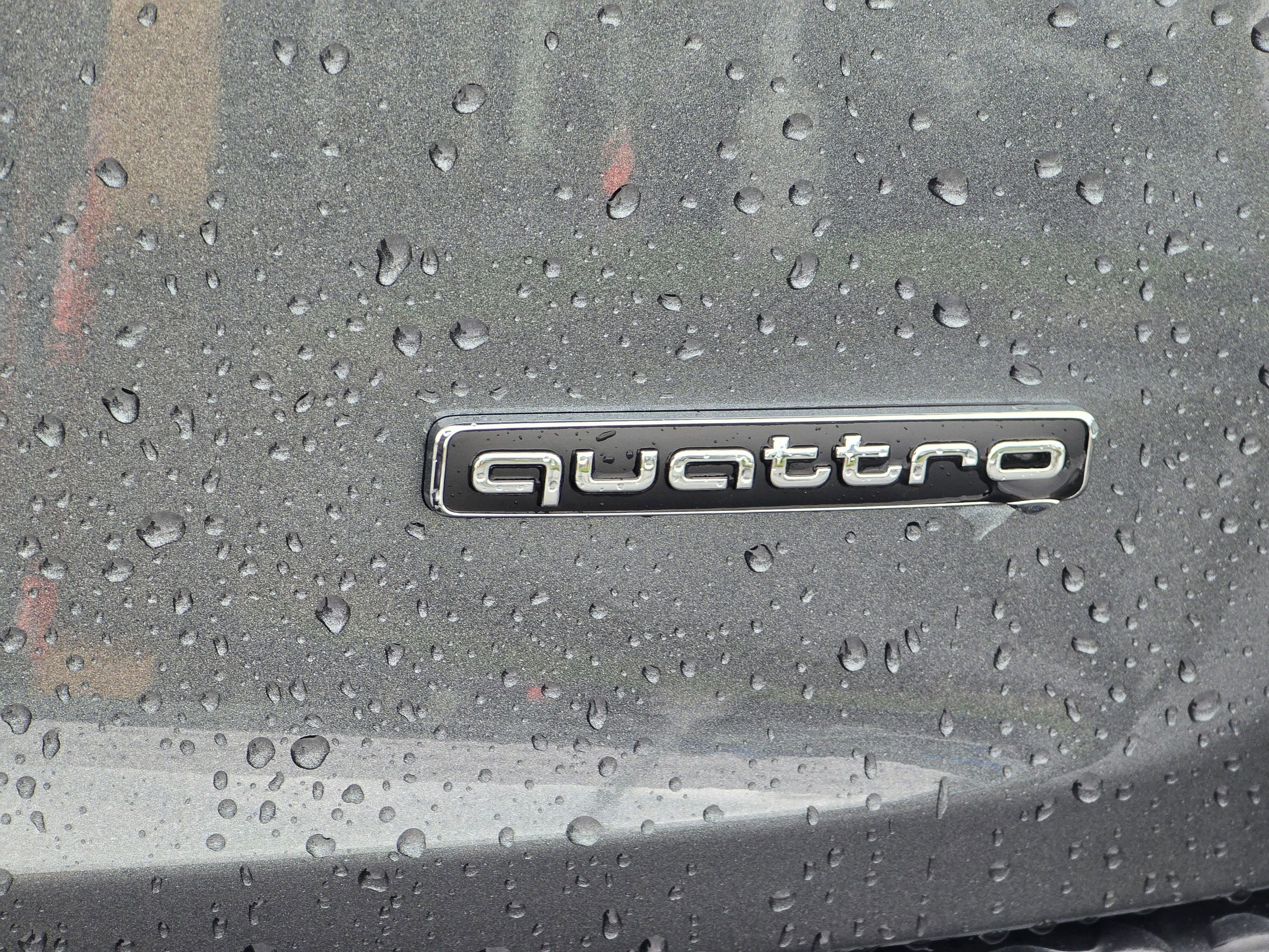 Certified 2025 Audi Q5 2.0T Premium w/ Convenience Plus Package image 37