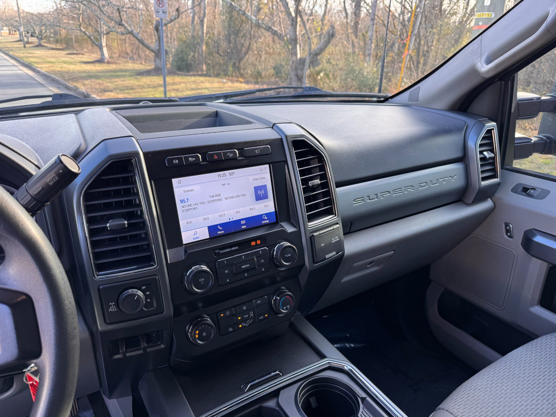 Used 2022 Ford F350 XLT w/ XLT Value Package image 36