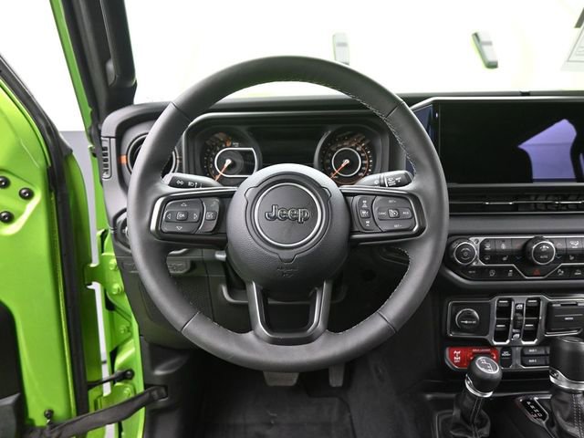 Used 2025 Jeep Gladiator Mojave w/ Safety Group image 27