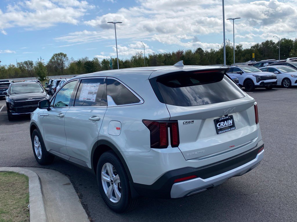 New 2026 Kia Sorento LX FWD image 5