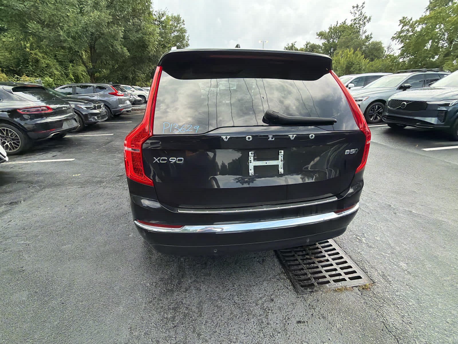 Used 2023 Volvo XC90 B5 Plus w/ Protection Package Premier AWD/4WD image 12