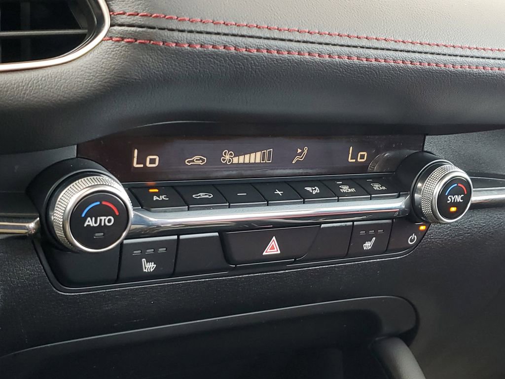 Used 2024 MAZDA MAZDA3 s image 26