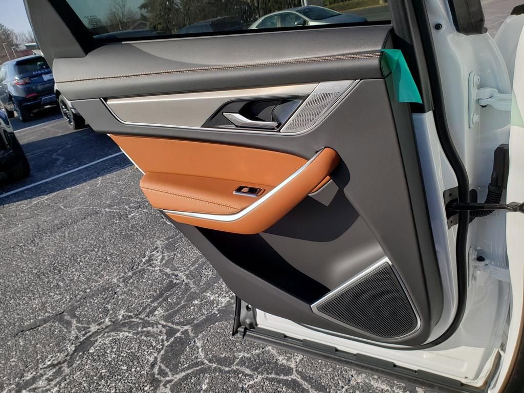 New 2026 Jaguar F-PACE R-Dynamic S image 12