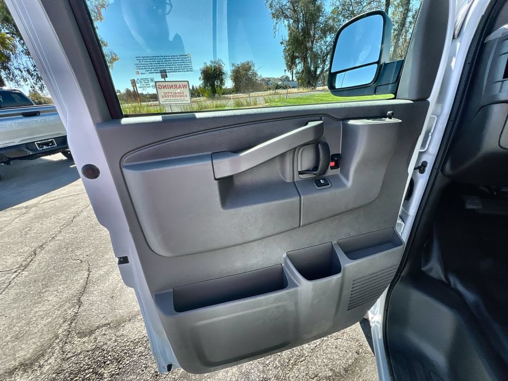 New 2026 Chevrolet Express 2500 w/ Driver Convenience Package RWD image 21