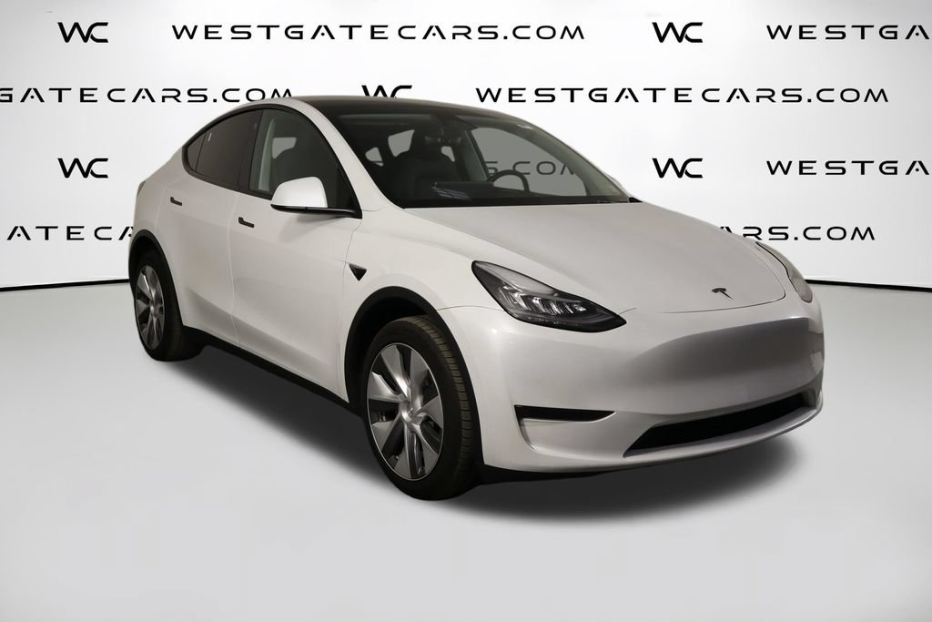 Used 2023 Tesla Model Y AWD image 46