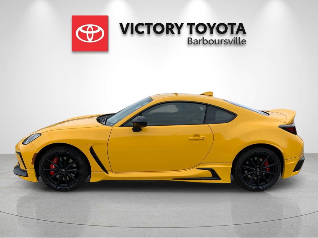 New 2026 Toyota GR86 YUZU Limited image 2