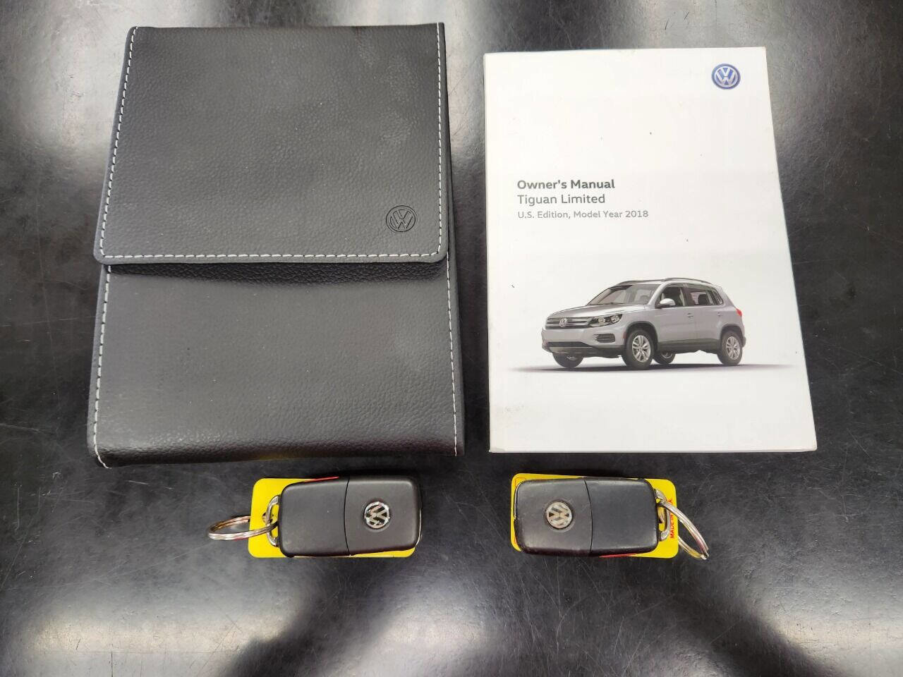 Used 2018 Volkswagen Tiguan Limited w/ Premium Package image 20