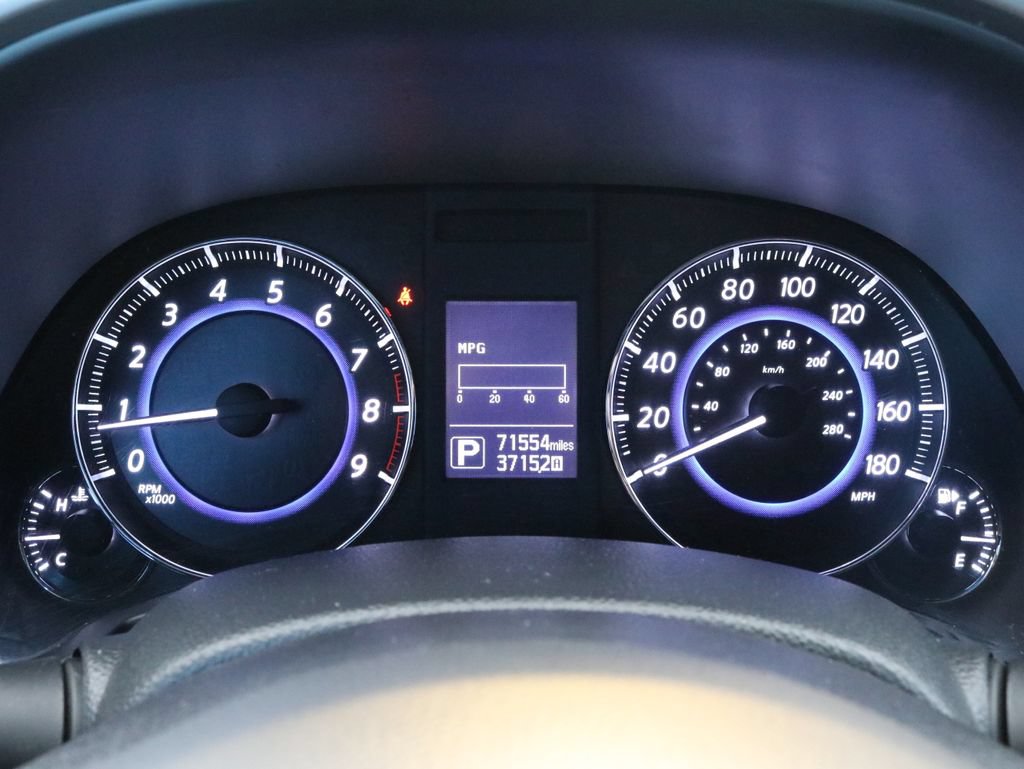 Used 2017 INFINITI QX70 AWD w/ Premium Package image 23