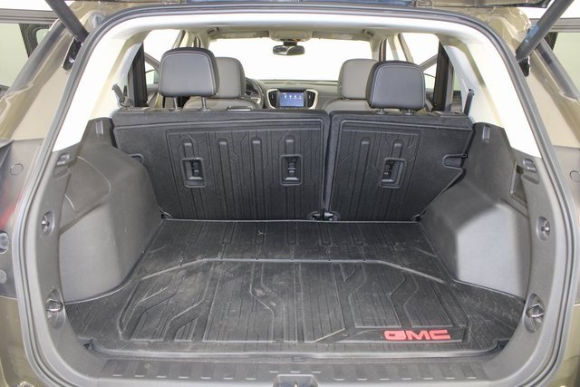 Used 2023 GMC Terrain Denali w/ Denali Premium Package image 23