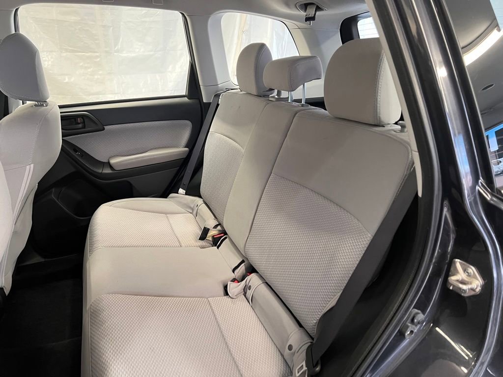 Used 2018 Subaru Forester 2.5i w/ Alloy Wheel Package image 30