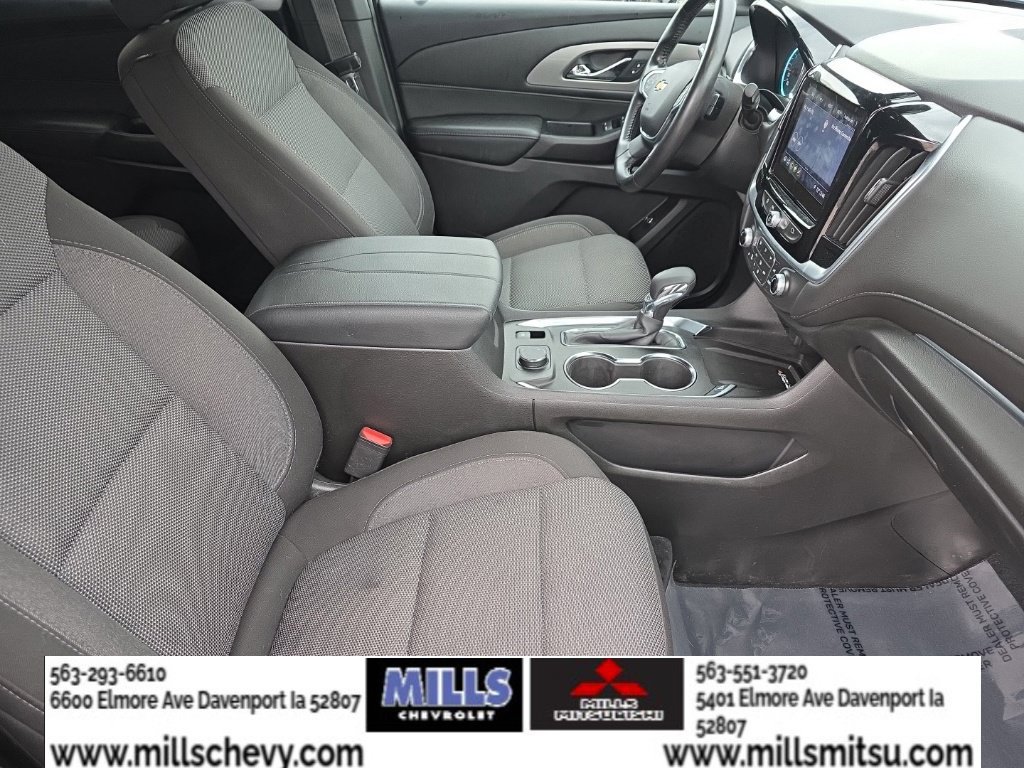 Used 2022 Chevrolet Traverse LT FWD image 23