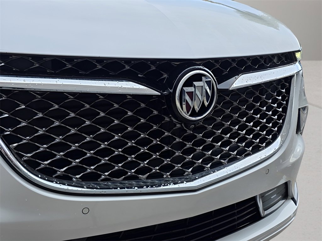 Used 2024 Buick Enclave Avenir w/ Avenir Technology Package image 9