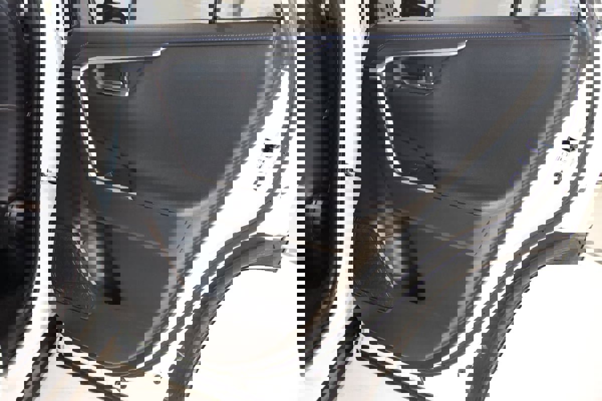 Used 2020 Toyota RAV4 XSE AWD/4WD image 58