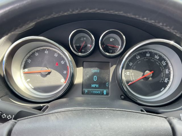 Used 2011 Buick Regal CXL image 27