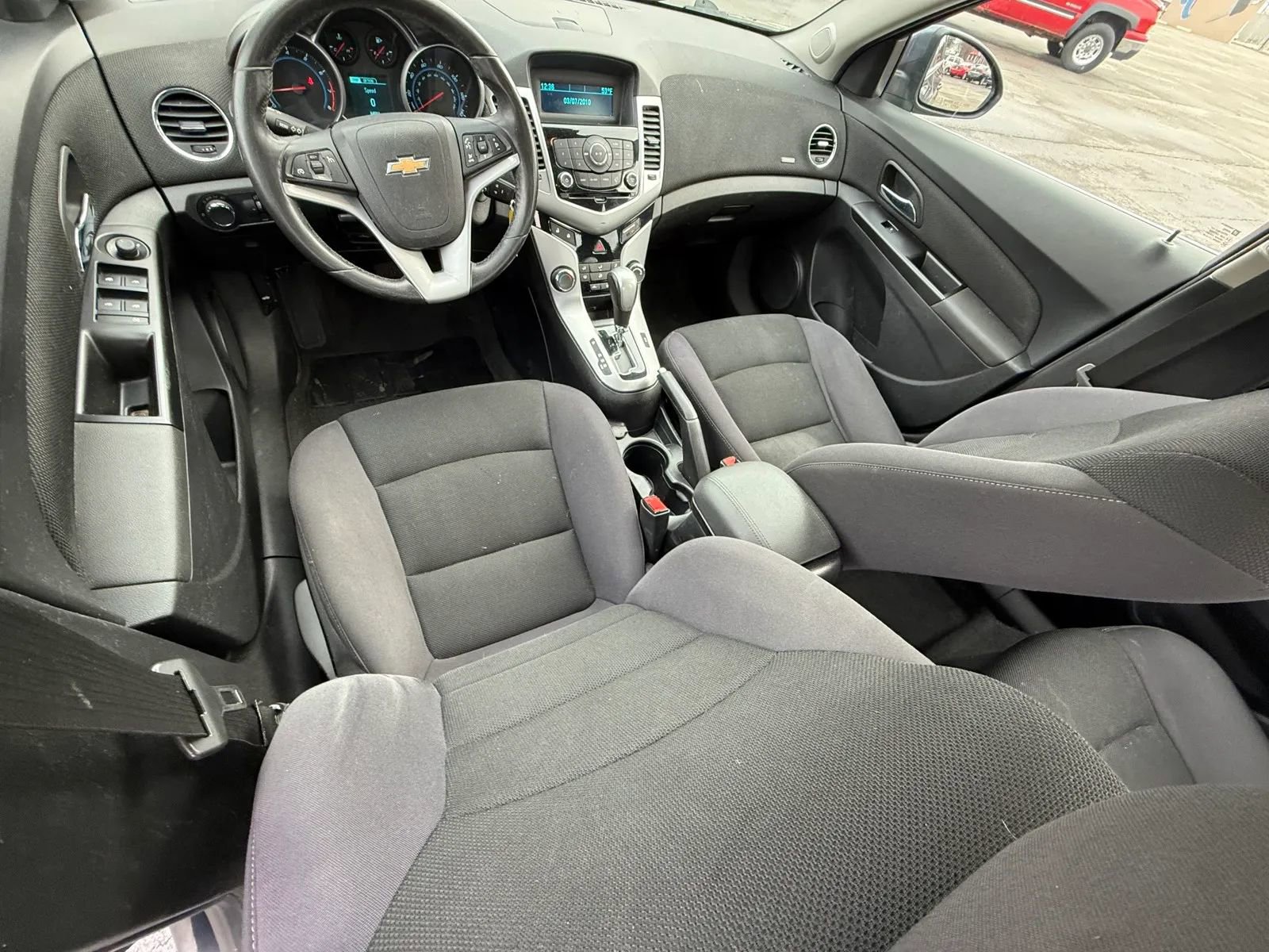 Used 2014 Chevrolet Cruze LT image 12