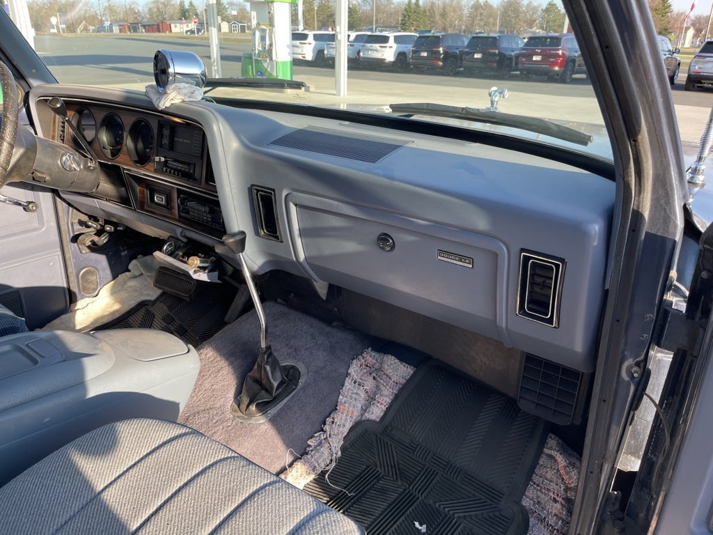 Used 1988 Dodge Ramcharger 4WD image 17