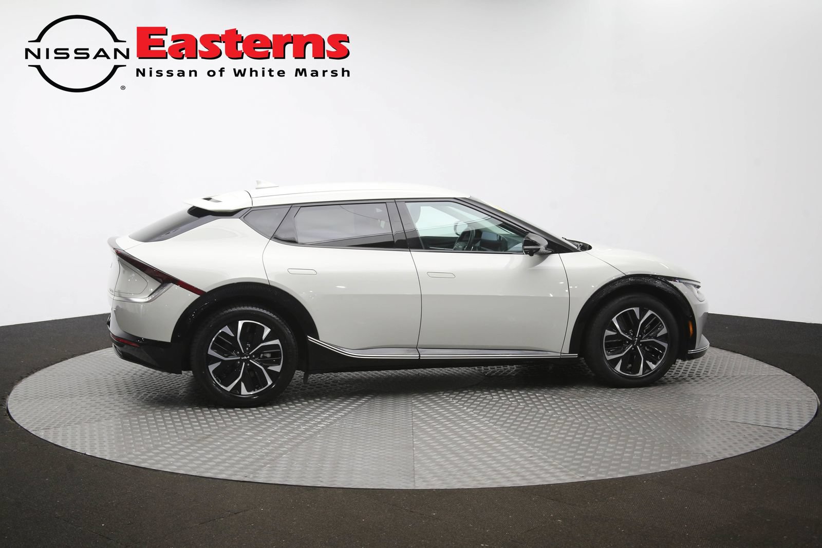 Used 2022 Kia EV6 Wind w/ Wind Technology Package AWD/4WD image 41