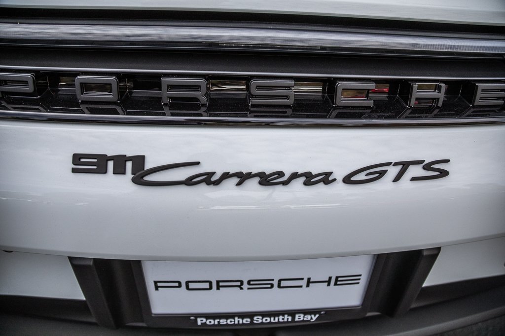 Certified 2025 Porsche 911 Carrera GTS RWD image 26