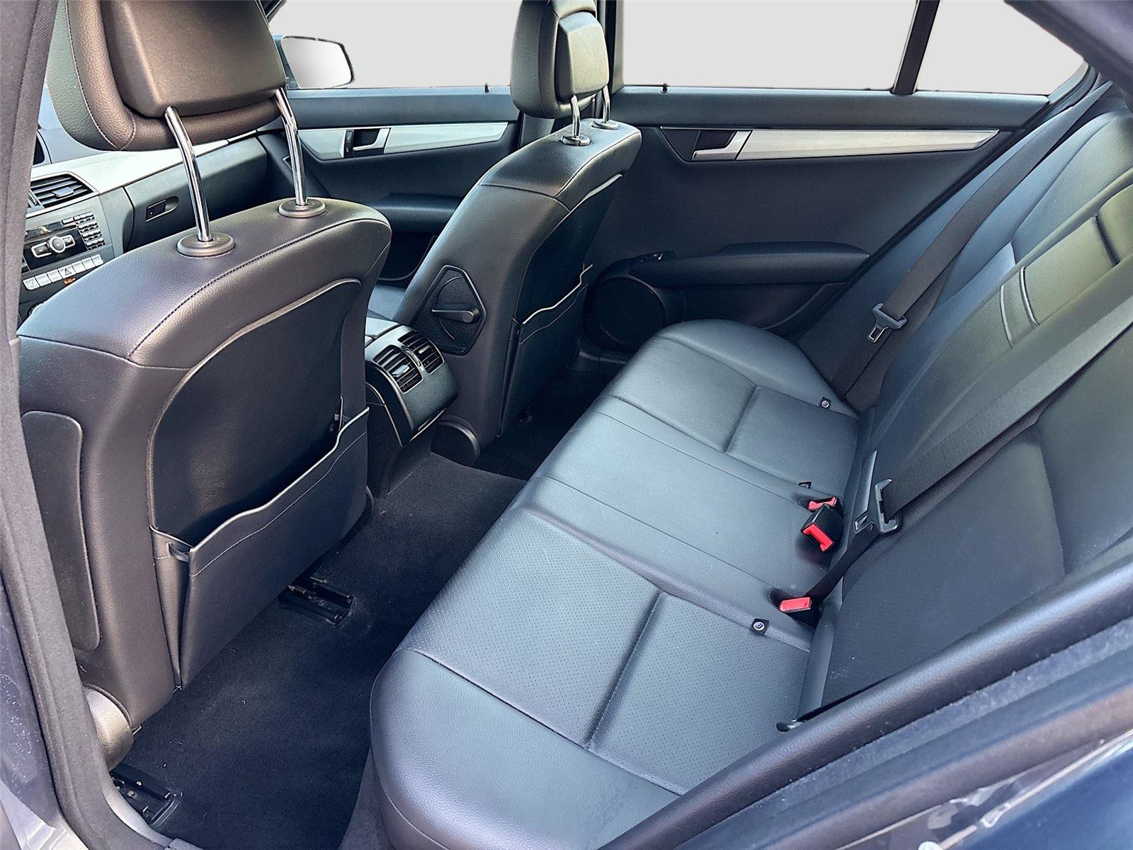 Used 2014 Mercedes-Benz C 250 Sedan image 24