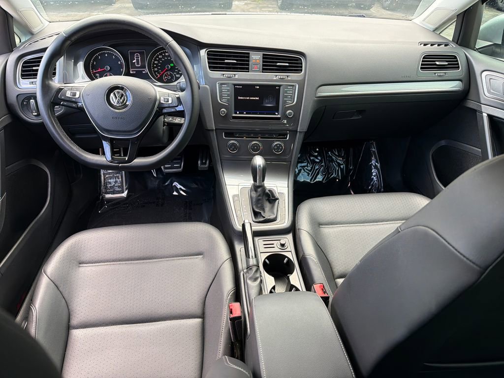 Used 2017 Volkswagen Golf Alltrack S AWD/4WD image 17