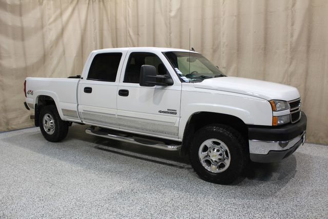 Used 2006 Chevrolet Silverado 2500 LT image 2