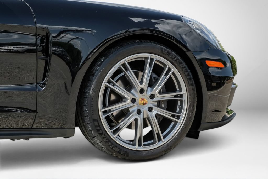 Used 2019 Porsche Panamera 4 AWD/4WD image 61