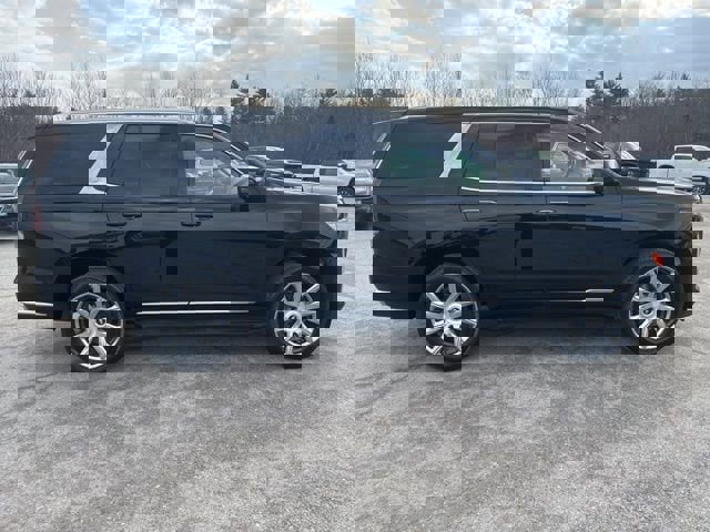 Used 2022 Cadillac Escalade Premium Luxury Platinum image 7