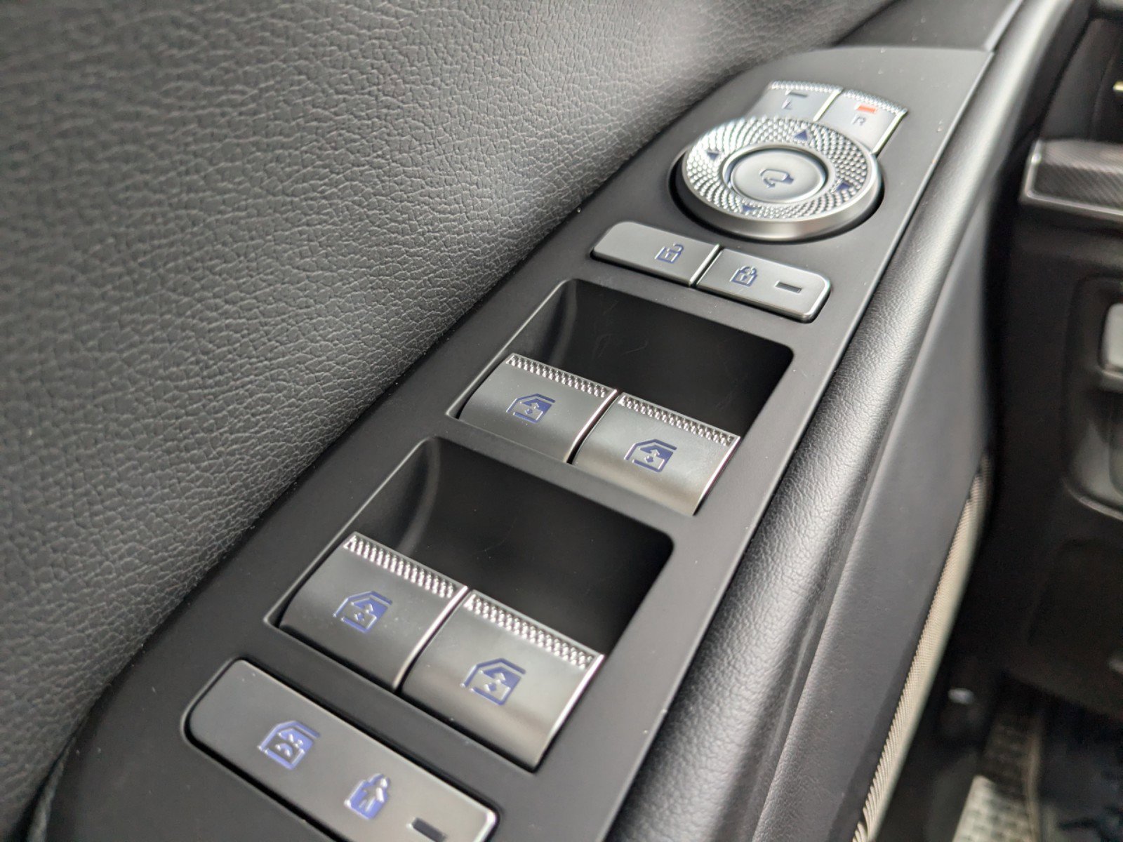 New 2024 Genesis G80 3.5T Sport AWD/4WD image 19