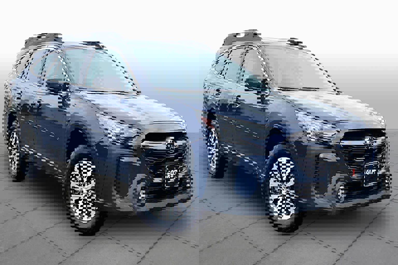 Used 2025 Subaru Outback AWD/4WD image 3