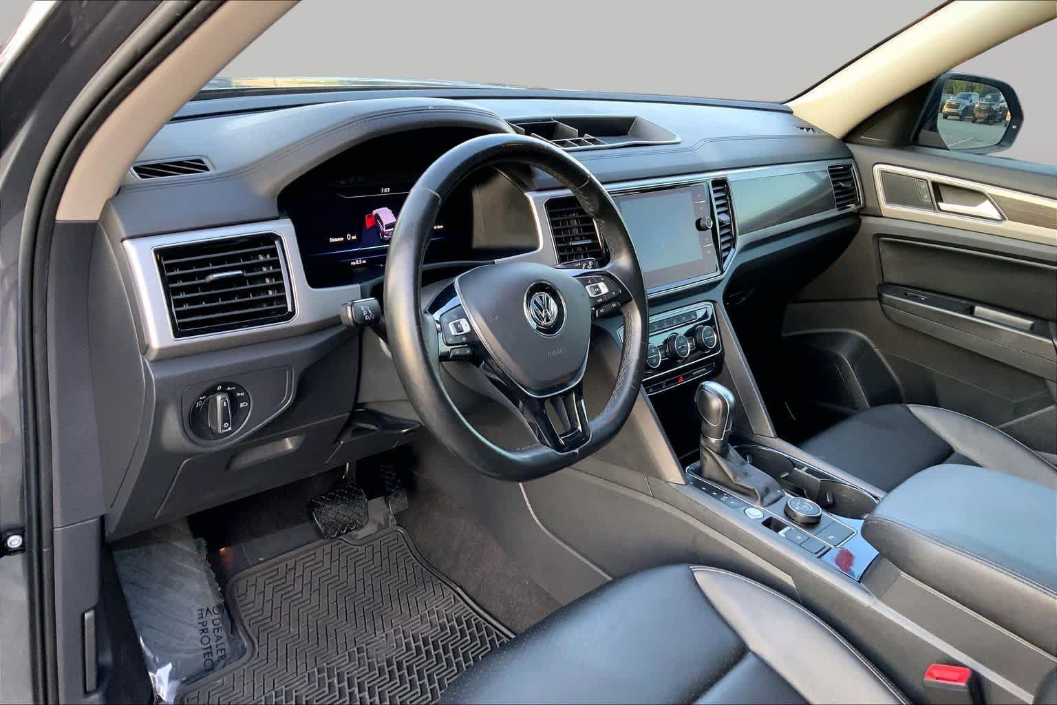 Used 2019 Volkswagen Atlas SEL AWD/4WD image 17