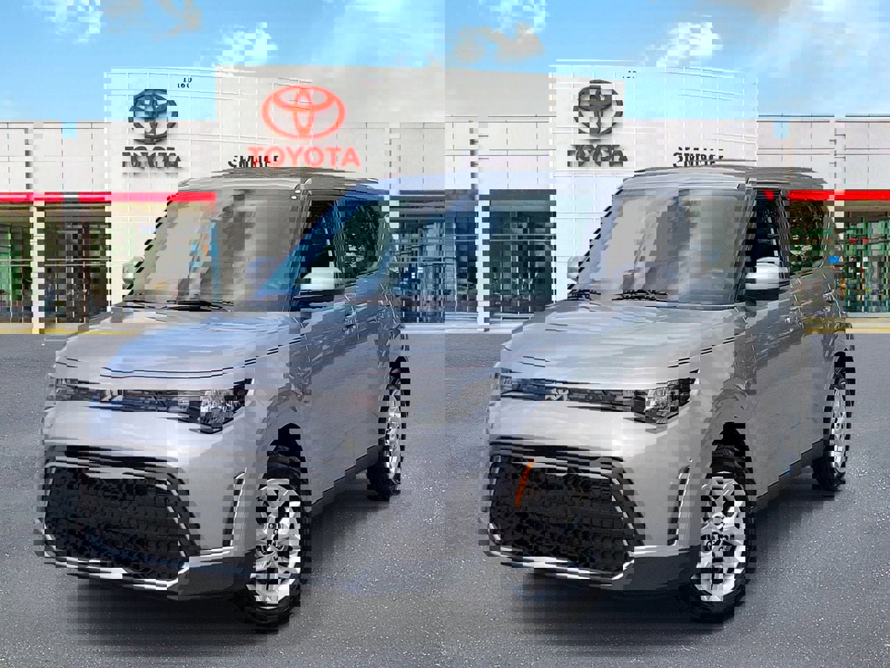 Used 2025 Kia Soul LX w/ LX Technology Package FWD image 1