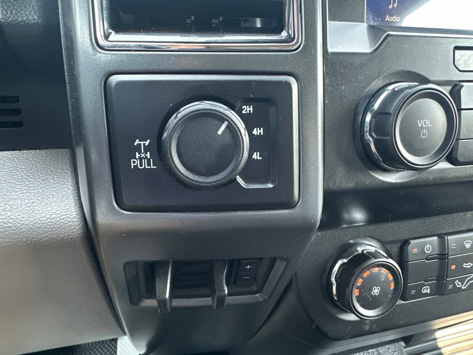 Used 2021 Ford F350 XLT w/ XLT Value Package AWD/4WD image 15