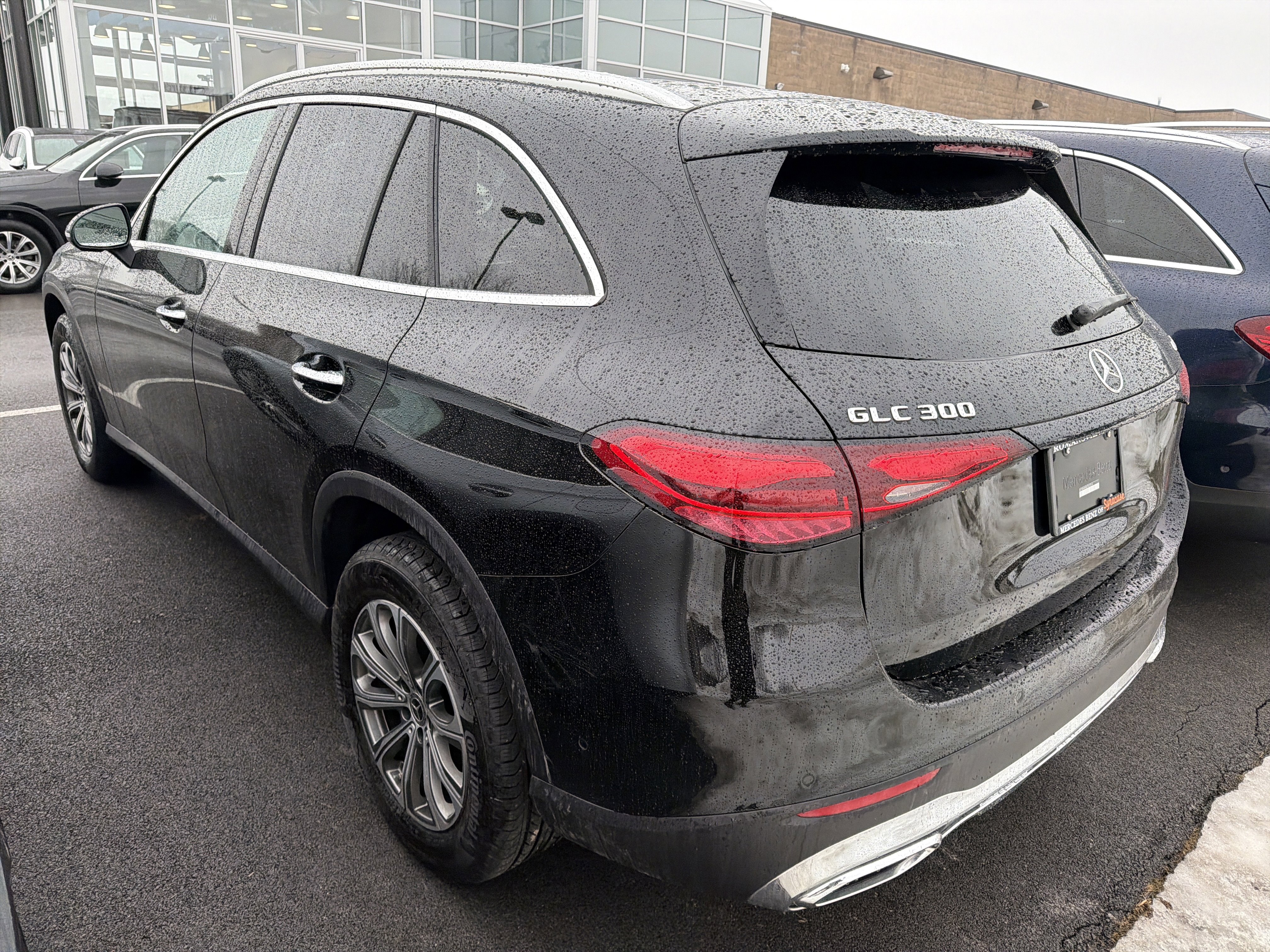 Used 2026 Mercedes-Benz GLC 300 4MATIC image 5