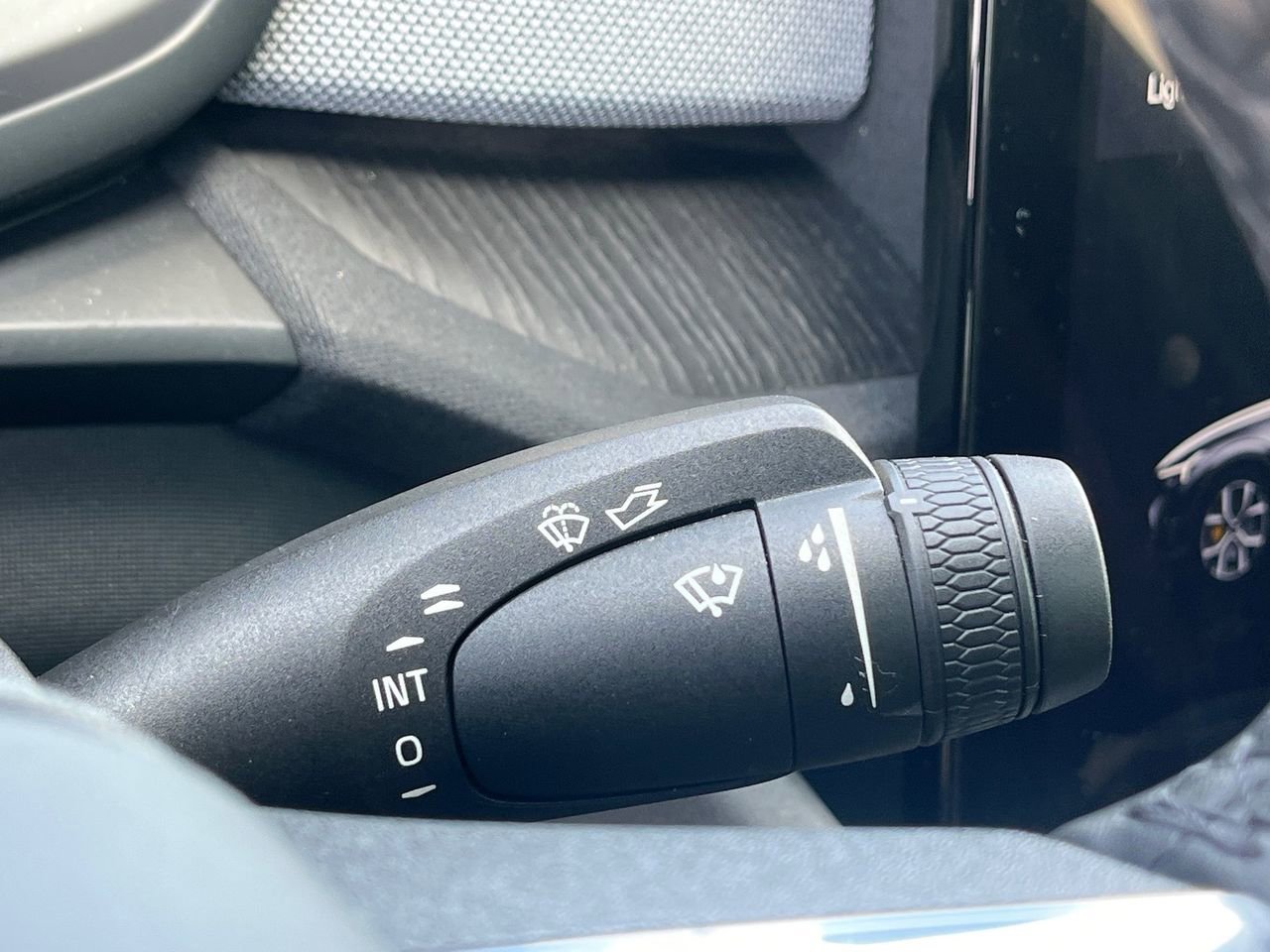 Used 2022 Polestar Polestar 2 w/ Plus Package AWD/4WD image 25