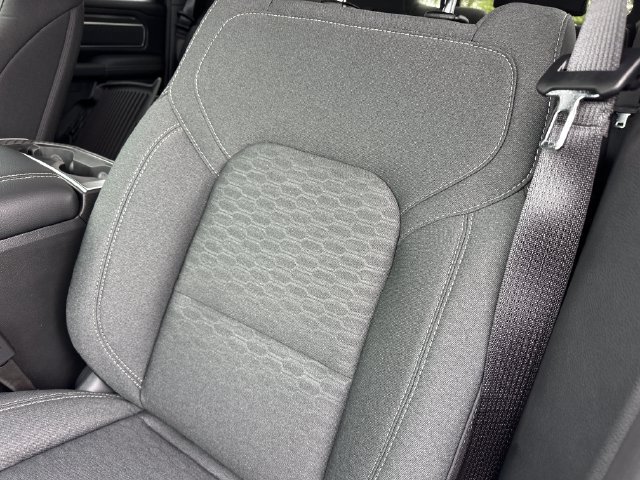 New 2027 RAM 1500 4x4 Crew Cab image 13