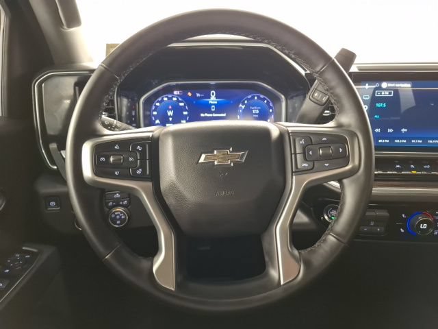 Used 2026 Chevrolet Silverado 1500 RST AWD/4WD image 21