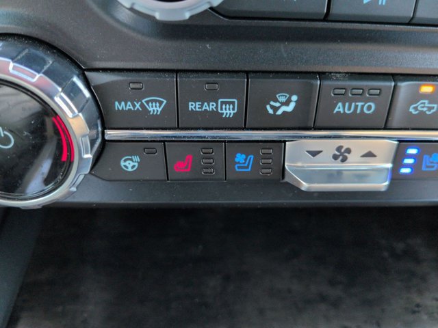 Used 2024 Ford F250 Lariat w/ Tremor Off-Road Package AWD/4WD image 26