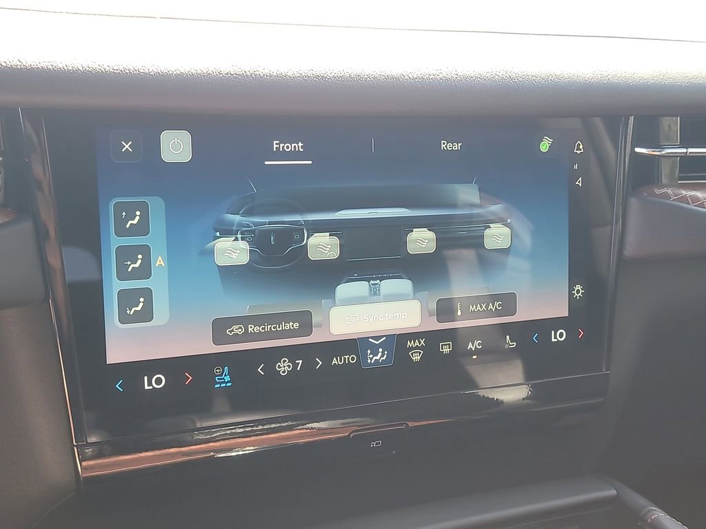 New 2025 Lincoln Navigator Black Label image 25