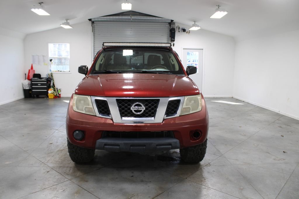 Used 2014 Nissan Frontier SV image 3