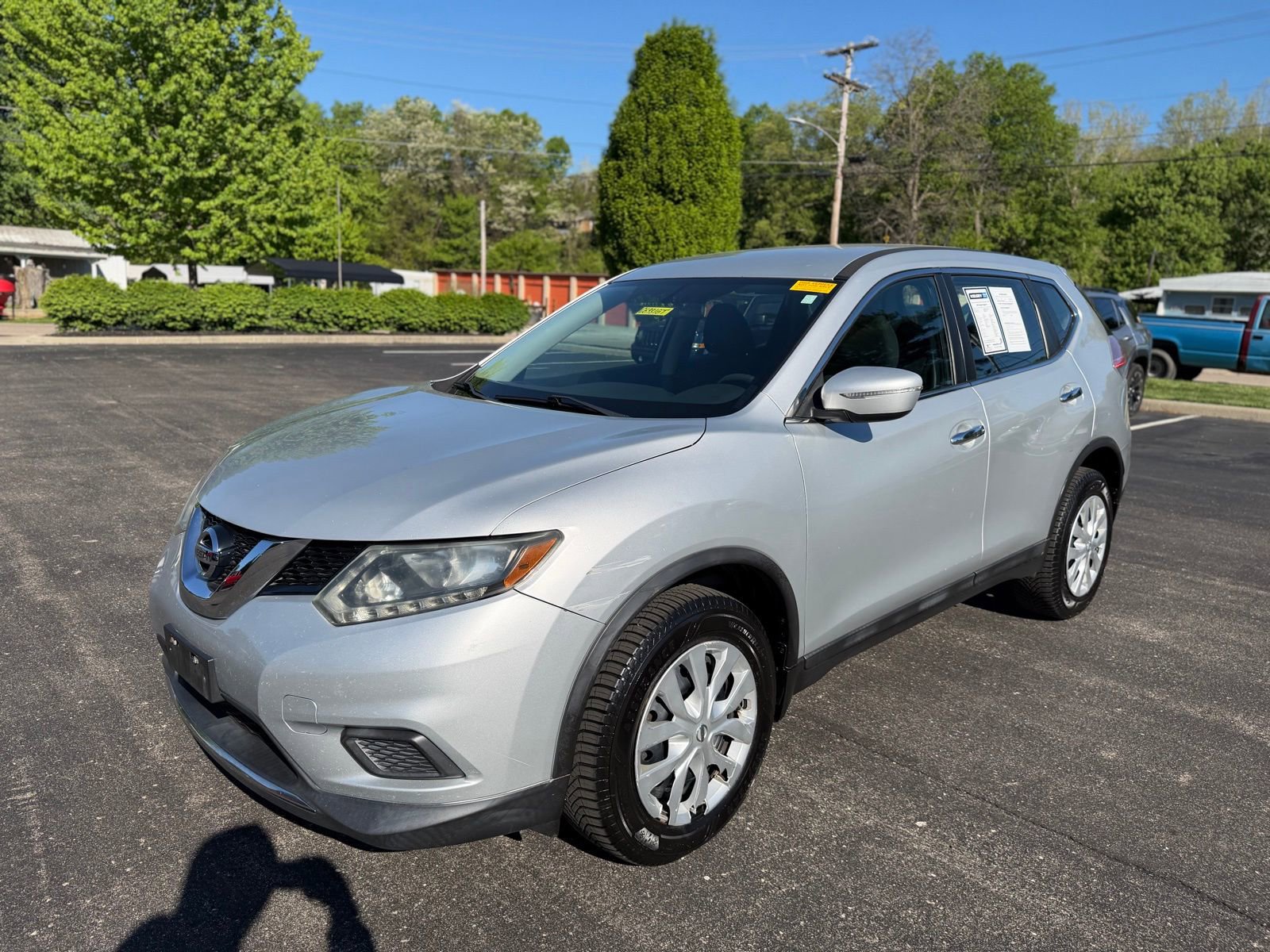 Used 2015 Nissan Rogue S image 9
