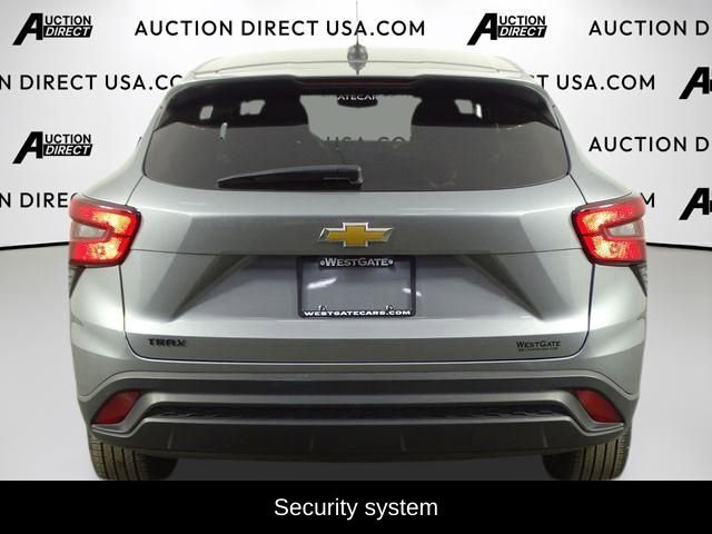Used 2024 Chevrolet Trax LS image 8