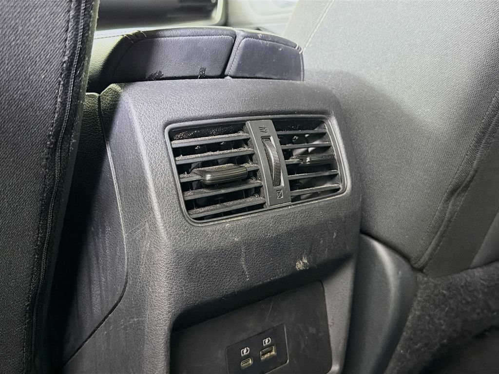 Used 2022 Nissan Rogue SV FWD image 26