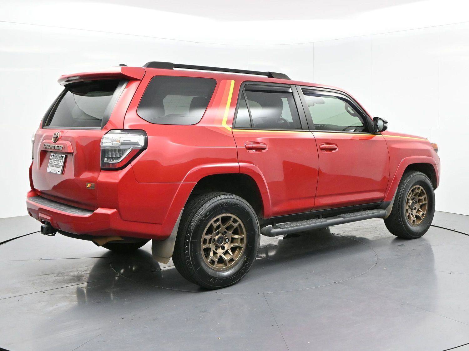Used 2023 Toyota 4Runner 40th Anniversary SE AWD/4WD image 7