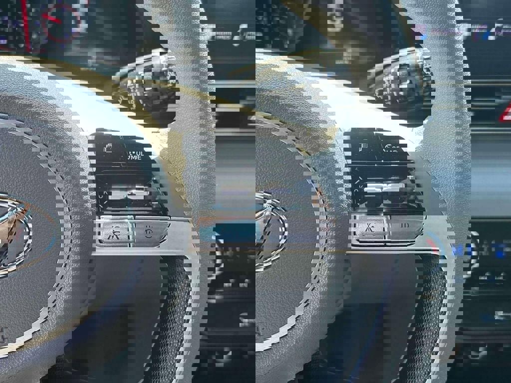 Used 2022 Hyundai Elantra SEL FWD image 19